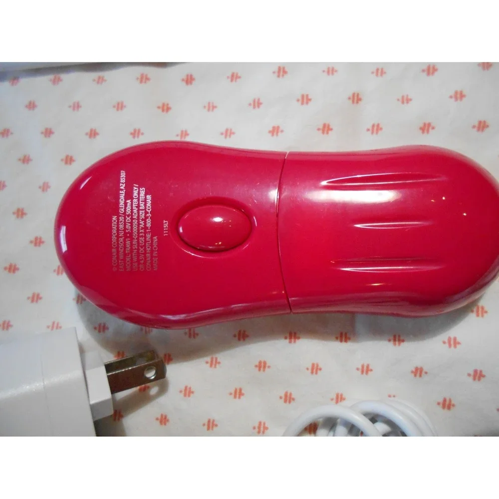 New True Glow Light Therapy Treatment by Conair ACNE & ANTI AGING W GLASSES pINK